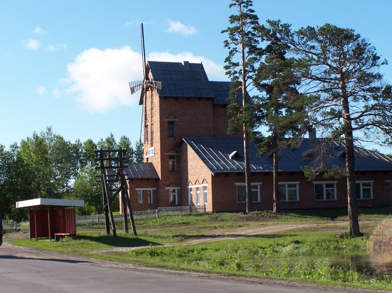 Село павловск алтайский край. Павловск Алтайский. Церковь в Павловске Алтайский край. Павловск Алтайский край население. Кафе Поляна Павловск Алтайский край.